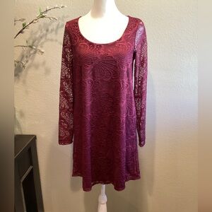 Charlotte Russe Burgandy Stretch Lace‎ Dress.Size M.
